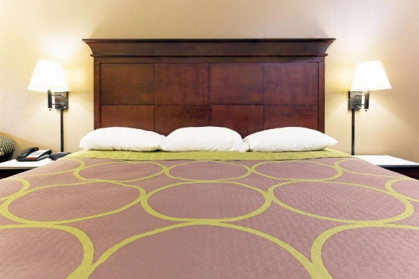 Super 8 by Wyndham Bossier City/Shreveport Area image 9